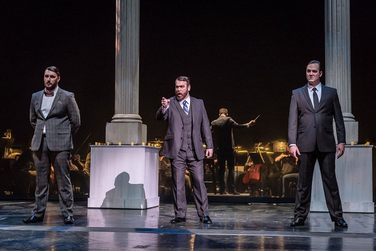 Tosca (Opera Birmingham) Photo: Steward Edmonds